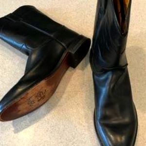 Justin Boots size 10.5D style 3133 Roper